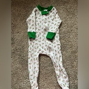 Magnolia baby 9 month. Smoke free pet free home